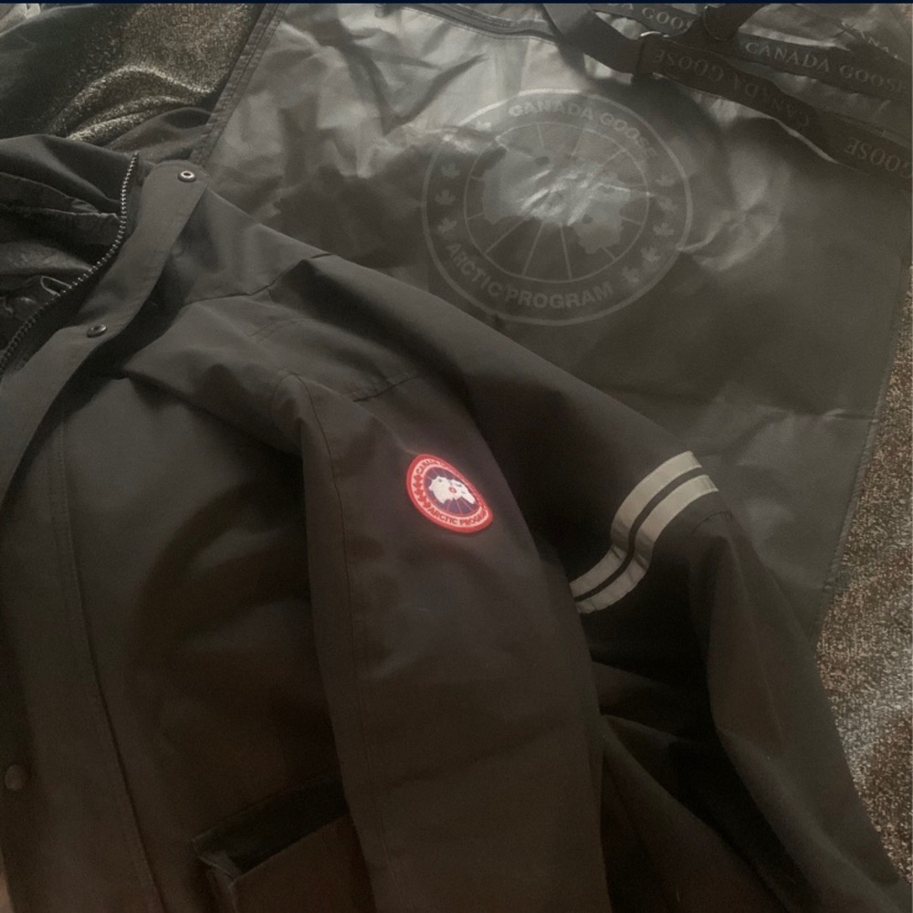 Brand New XL Canada Goose Jacket